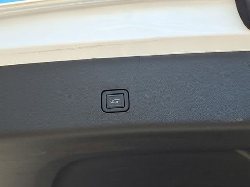 Certified 2023 Chevrolet Traverse Premier w/ LPO, Floor Liner Package AWD/4WD image 26