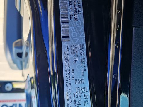 Used 2024 Jeep Wrangler Unlimited Rubicon 4xe w/ Technology Group image 22