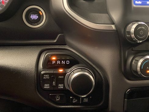 Used 2019 RAM 1500 Big Horn AWD/4WD image 21