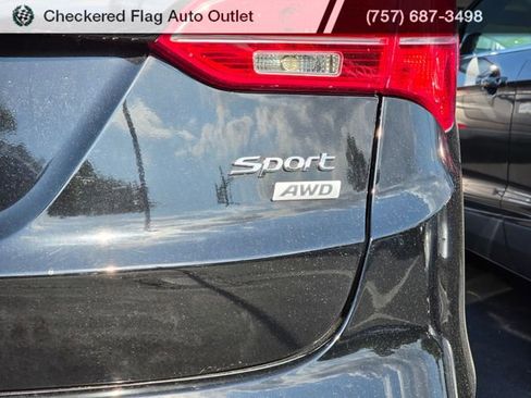 Used 2013 Hyundai Santa Fe Sport AWD/4WD image 8