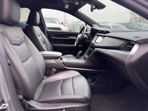 Used 2024 Cadillac XT5 Premium Luxury w/ LPO, Floor Liner Package AWD/4WD image 26
