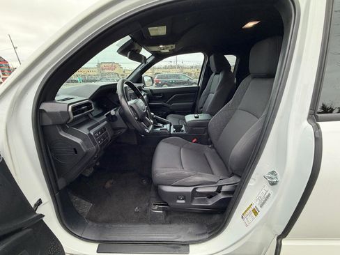 Used 2024 Toyota Tacoma SR image 16