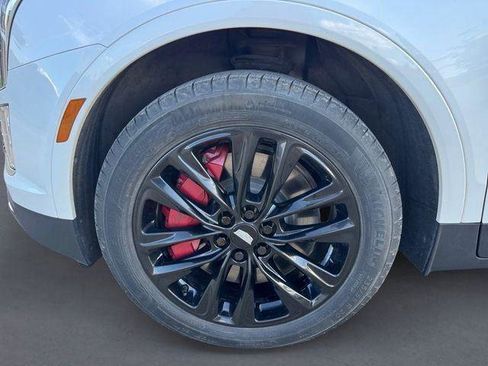 Certified 2024 Cadillac XT5 Sportv w/ LPO, Floor Liner Package image 10