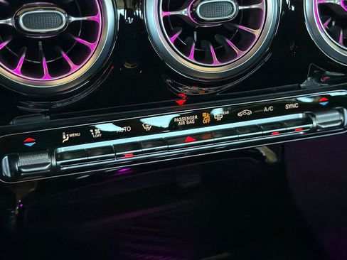 New 2025 Mercedes-Benz CLA 35 AMG 4MATIC image 19