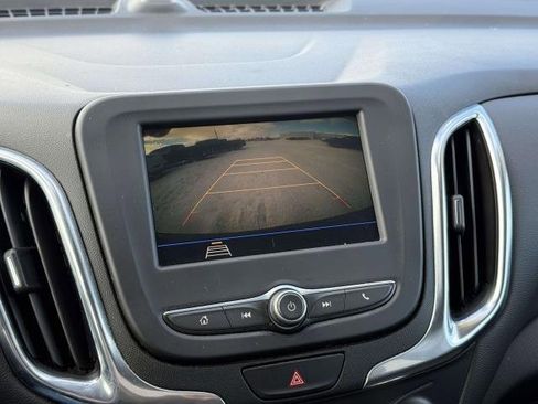 Used 2021 Chevrolet Equinox LT image 25