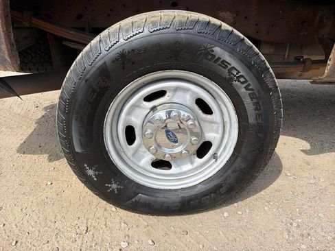 Used 2015 Ford F250 XL w/ Power Equipment Group AWD/4WD image 26