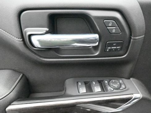 Used 2022 Chevrolet Silverado 1500 LTZ w/ Safety Package II AWD/4WD image 11
