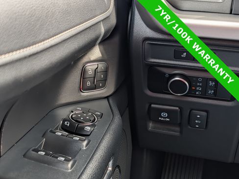 Certified 2024 Ford Expedition Max XLT image 24