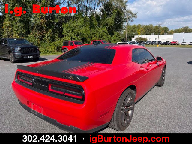 Certified 2022 Dodge Challenger R/T Scat Pack w/ Shaker Package RWD image 3