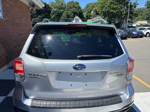 Used 2018 Subaru Forester 2.5i Premium AWD/4WD image 8