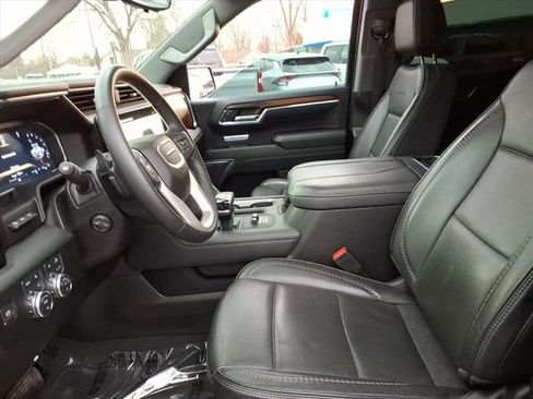 Used 2024 GMC Sierra 1500 Denali w/ Denali Reserve Package AWD/4WD image 14