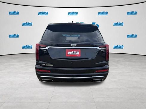Used 2022 Cadillac XT6 Premium Luxury w/ Platinum Package AWD/4WD image 6