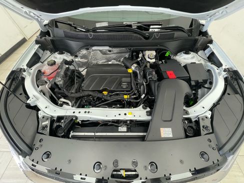 New 2026 Chevrolet Trax RS w/ Driver Confidence Package FWD image 16