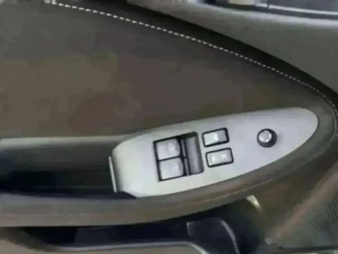 Used 2014 Nissan 370Z Coupe RWD image 18