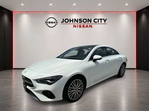 Used 2025 Mercedes-Benz CLA 250 4MATIC image 9