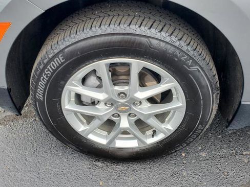 Used 2023 Chevrolet Equinox LT image 5