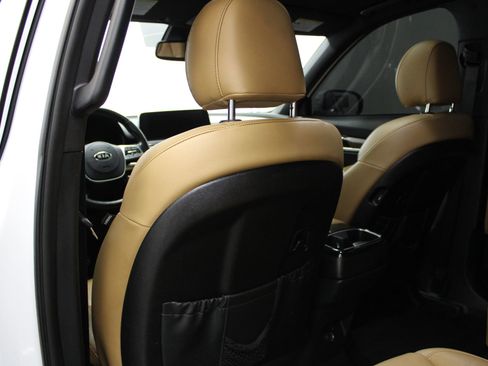 Used 2021 Kia Telluride SX w/ Nightfall Edition Package image 19