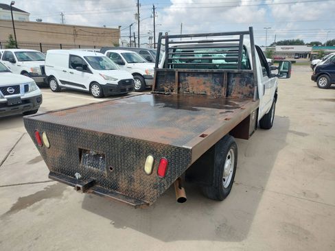 Used 2011 Ford F250 XL w/ PWR Equipment Group image 10