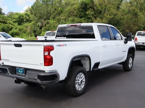 Certified 2022 Chevrolet Silverado 2500 LT AWD/4WD image 9