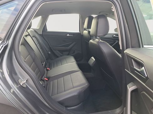 Used 2024 Volkswagen Jetta SE image 16