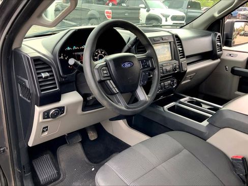 Used 2018 Ford F150 XL w/ Equipment Group 101A Mid image 16