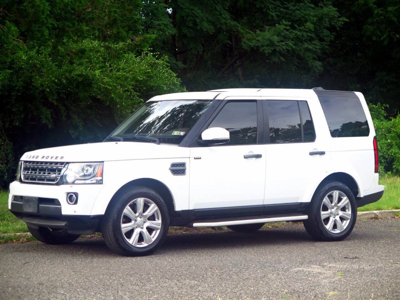 Used 2016 Land Rover LR4 HSE Silver Edition AWD/4WD image 1