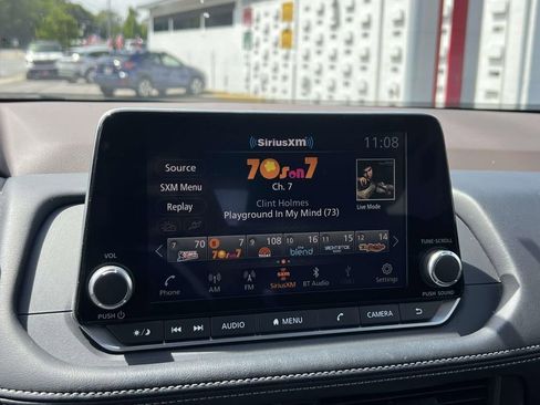 Used 2023 Nissan Rogue SV AWD/4WD image 27