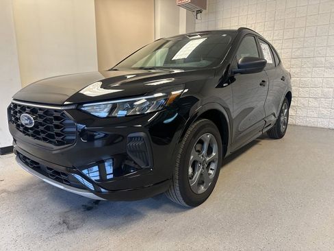 Used 2024 Ford Escape ST-Line w/ Tech Pack #1 image 39