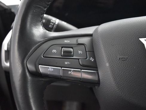 Used 2024 Cadillac XT4 Premium Luxury image 18