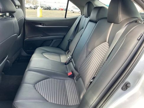 Used 2023 Toyota Camry SE image 16