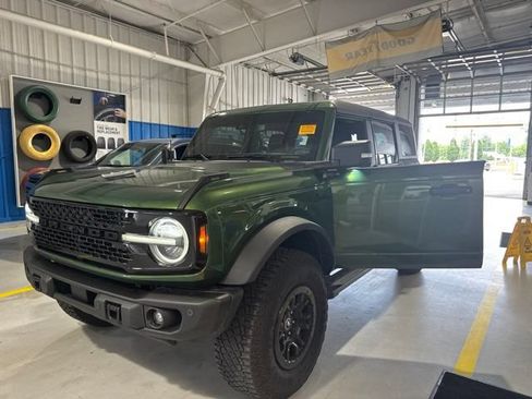 Used 2023 Ford Bronco Wildtrak AWD/4WD image 1