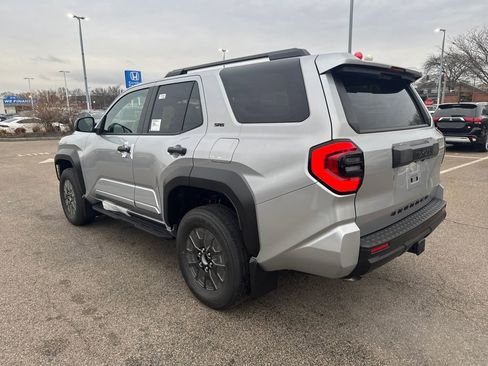 New 2025 Toyota 4Runner SR5 image 5