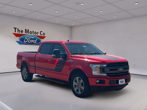 Used 2019 Ford F150 XLT w/ Equipment Group 302A Luxury AWD/4WD image 3