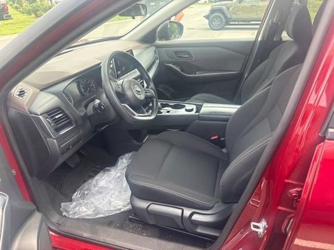 Used 2023 Nissan Rogue S AWD/4WD image 20
