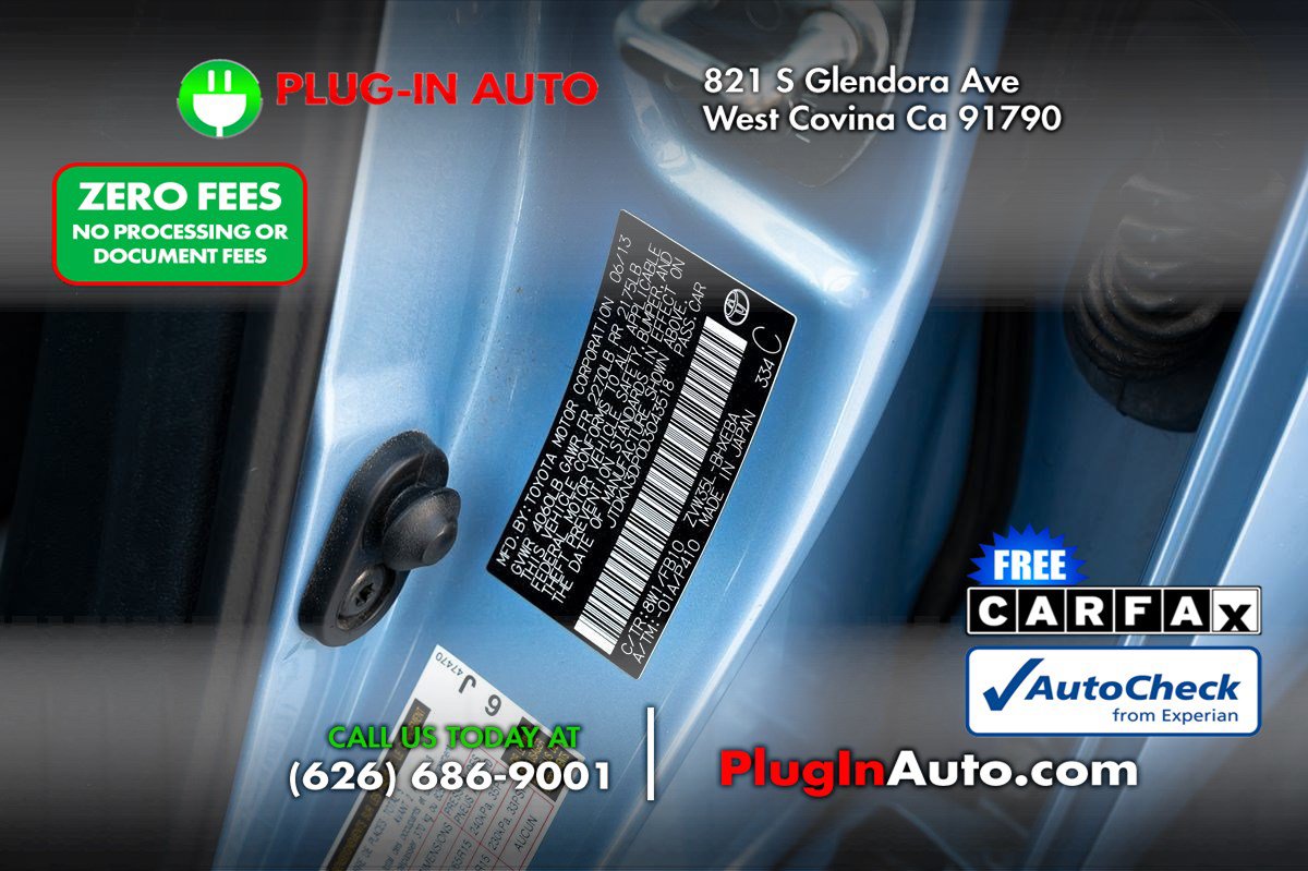 Used 2013 Toyota Prius Prime Plug-In Hybrid FWD image 8