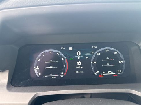 New 2025 Toyota Tacoma TRD Off-Road image 19