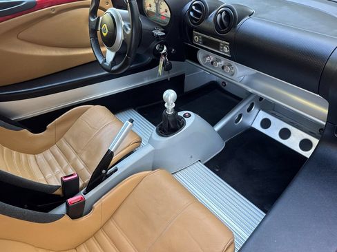Used 2005 Lotus Elise RWD image 15