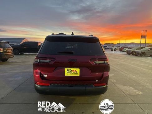 New 2025 Jeep Grand Cherokee L Limited w/ Trailer Tow Package image 7