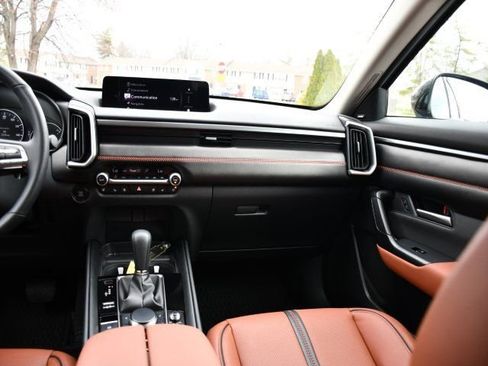 Used 2025 MAZDA CX-50 AWD 2.5 Turbo w/ Weather Package image 24