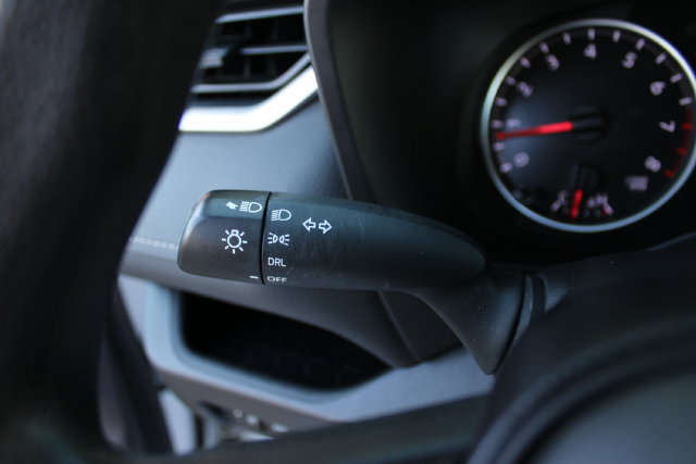 Used 2019 Toyota RAV4 LE w/ Carpet Mat Package AWD/4WD image 4