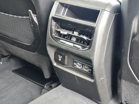 Used 2023 Jeep Grand Cherokee Laredo w/ Luxury Tech Group I image 18