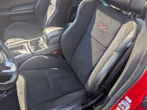 Used 2016 Dodge Charger R/T RWD image 11