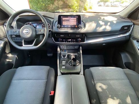 Used 2022 Nissan Rogue SV FWD image 31