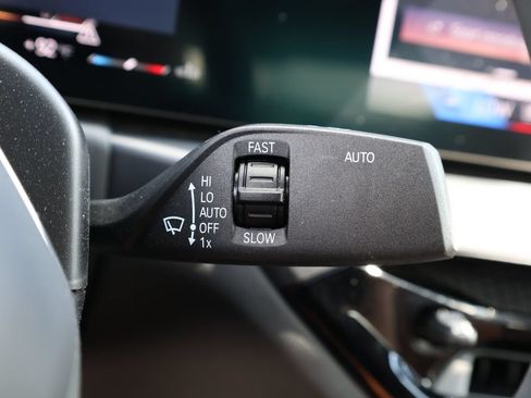 Used 2025 BMW 230i Coupe RWD image 37