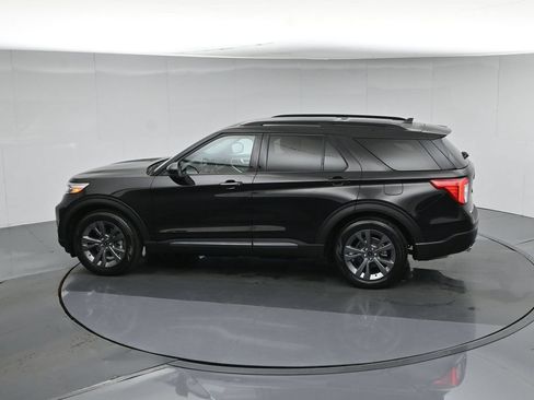 Used 2023 Ford Explorer XLT w/ Equipment Group 202A RWD image 57