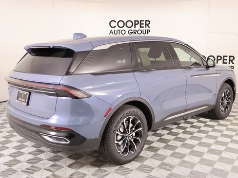 New 2026 Lincoln Nautilus Premier image 20