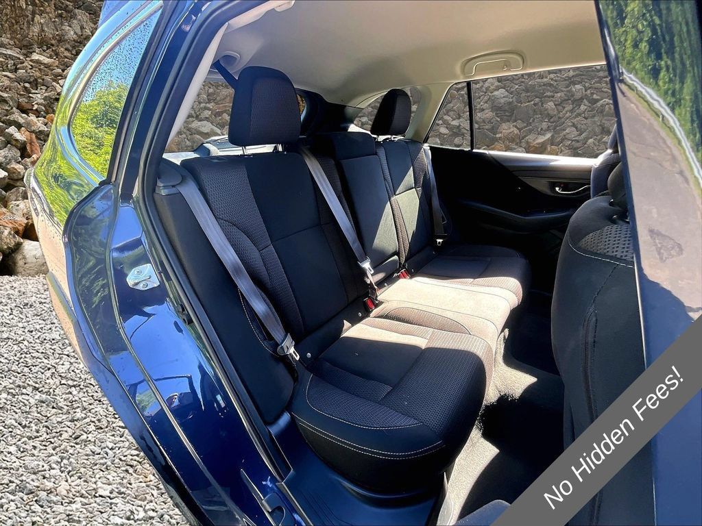 Used 2023 Subaru Outback Premium AWD/4WD image 20