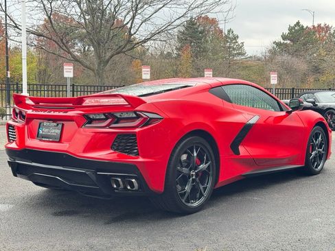 Used 2021 Chevrolet Corvette Stingray Coupe w/ Z51 Performance Package image 7