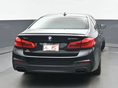Used 2020 BMW M550i xDrive M550i xDrive w/ Dynamic Handling Package image 4