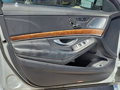 Used 2015 Mercedes-Benz S 550 Sedan image 22